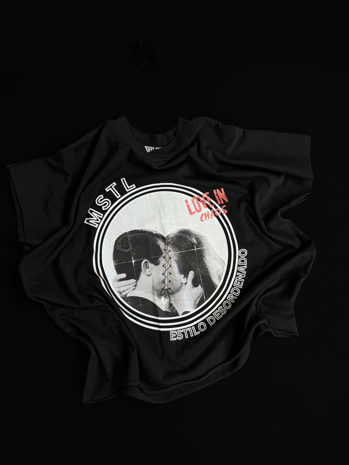 LOVE IN CHAOS TEE